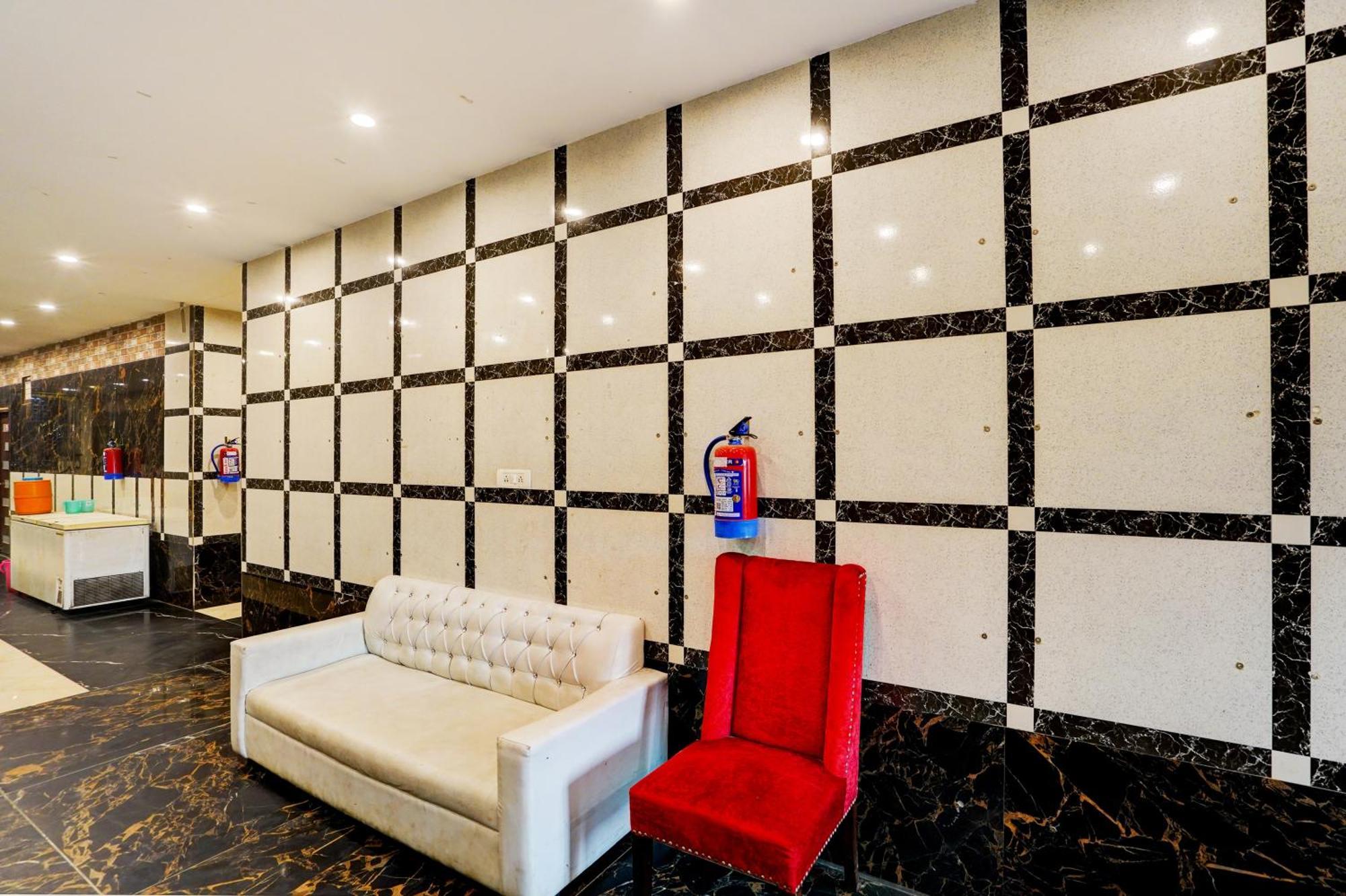Hotel O Blue Vibes Meerut Eksteriør billede